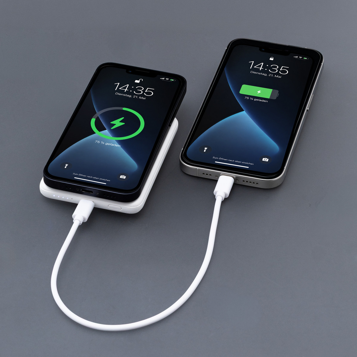 Magnetische 15W Wireless Powerbank REEVES-WATTRON PLUS V weiß 5000 mAh Magnetische 15W Wireless Powerbank REEVES-WATTRON PLUS V weiß 5000 mAh