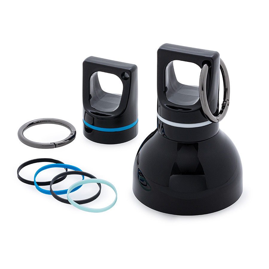  Zwarte retumbler‑flesdoppen met gekleurde siliconen ringen – compatibele accessoires voor roestvrijstalen drinkflessen.