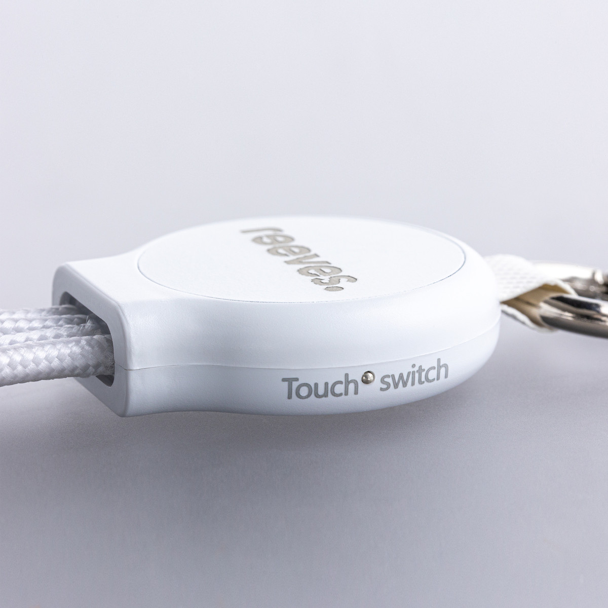 6-in-1 Charging Cable with Light REEVES-PUHALANI SWITCH white / white